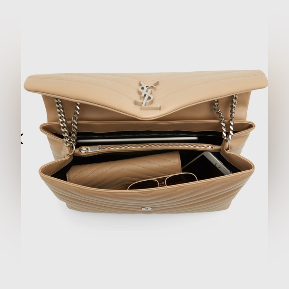 Yves Saint Laurent Loulou Large YSL Shoulder Bag in Quilted Leather. NWT - Picture 6 of 15